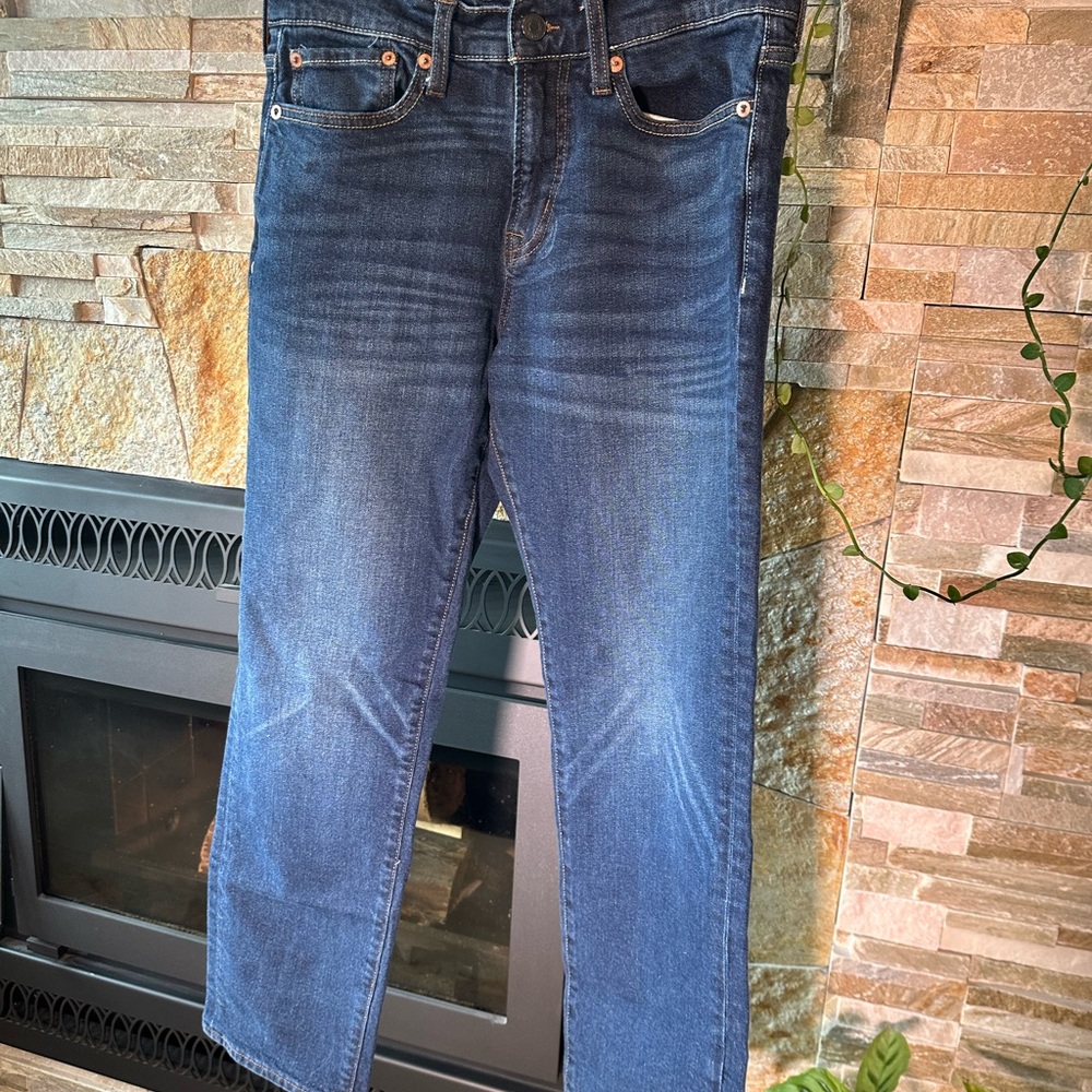 Aeropostale Men’s Loose Dark Denim Jeans 27/30 - Great Fit!